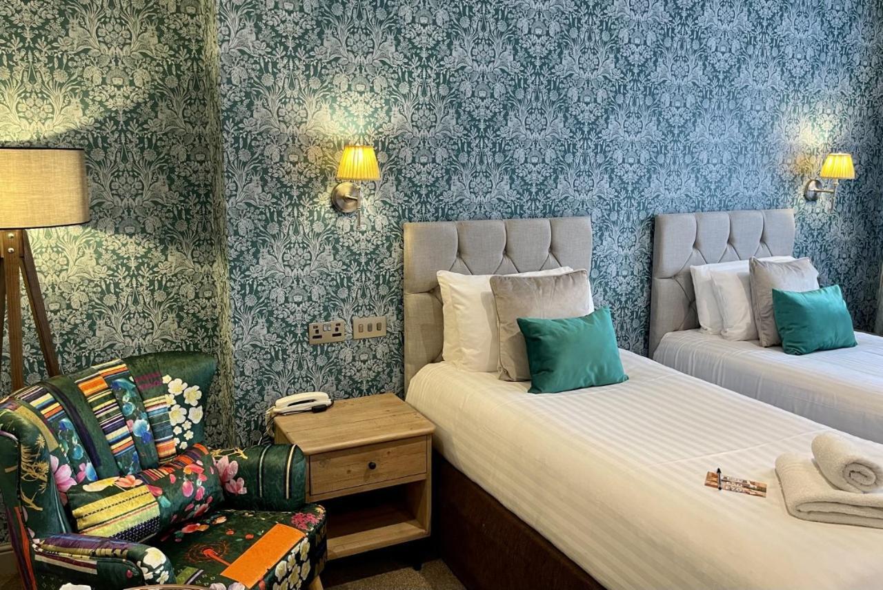 The Angel Inn Hotel เพอร์ชอร์ ภายนอก รูปภาพ