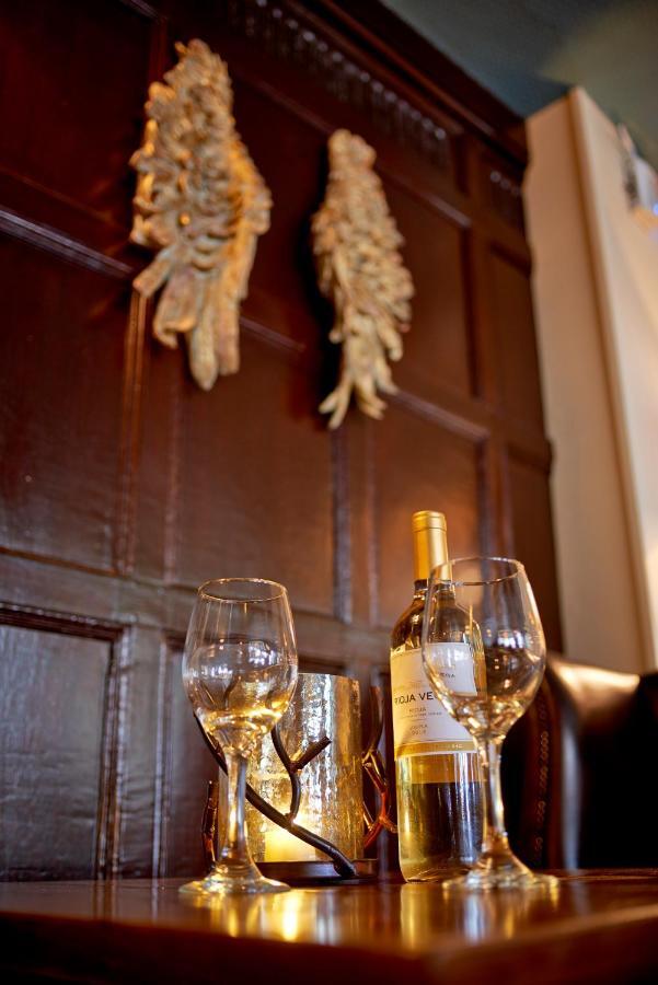 The Angel Inn Hotel เพอร์ชอร์ ภายนอก รูปภาพ